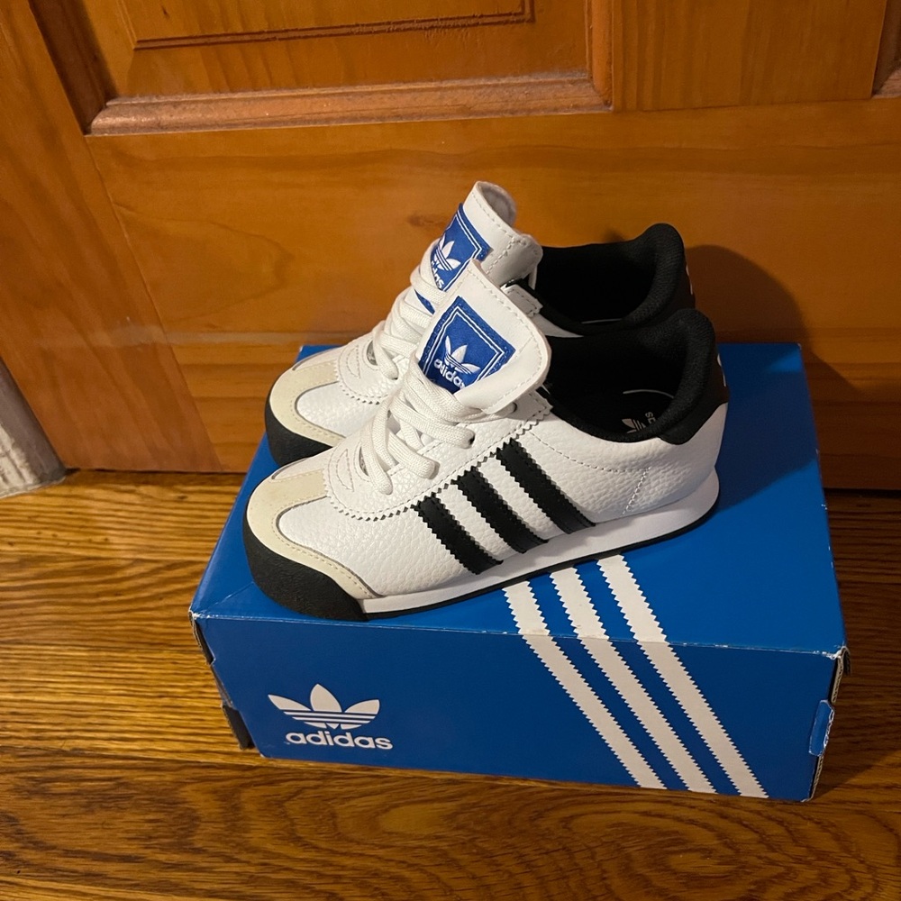Toddler Adidas Samaos White & Black Size 10c